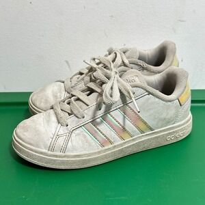 Kids‎ Adidas Grand Court Shoes White Iridescent Stripes Sneakers Size 1 Preowned